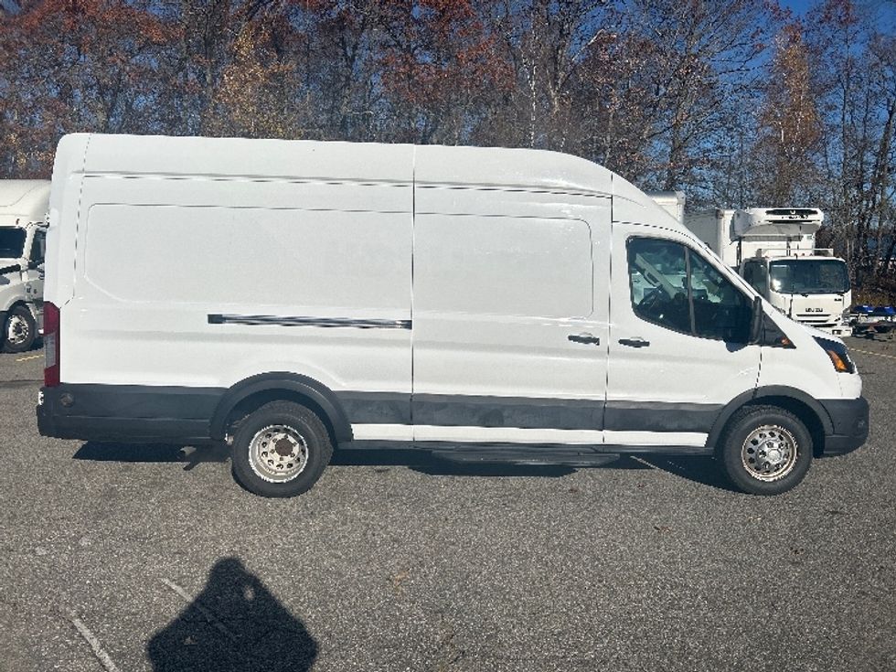 Cargo Van (Panel Van)-Light and Medium Duty Trucks-Ford-2020-Transit 350-Braintree-MA-30,375\n\t\tmiles-$ 40,500 - Image 15