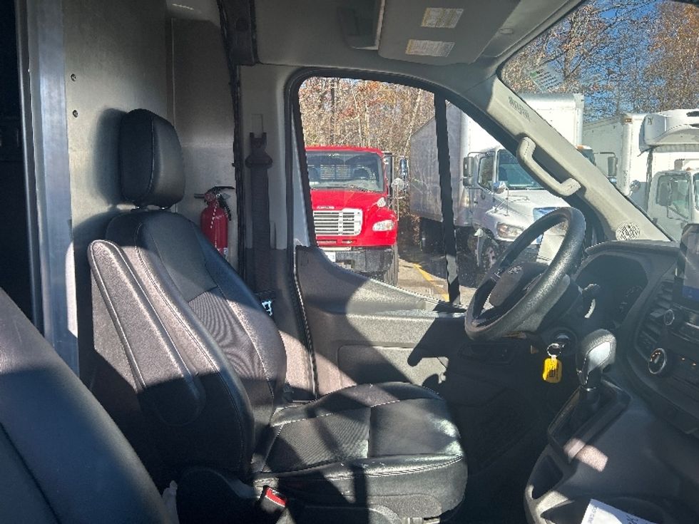 Cargo Van (Panel Van)-Light and Medium Duty Trucks-Ford-2020-Transit 350-Braintree-MA-30,375\n\t\tmiles-$ 40,500 - Image 22