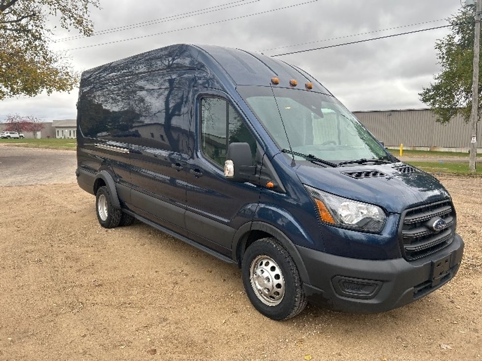 Cargo Van (Panel Van)-Light and Medium Duty Trucks-Ford-2020-Transit 350-Brooklyn Park-MN-121,563\n\t\tmiles-$ 27,250 - Image 1