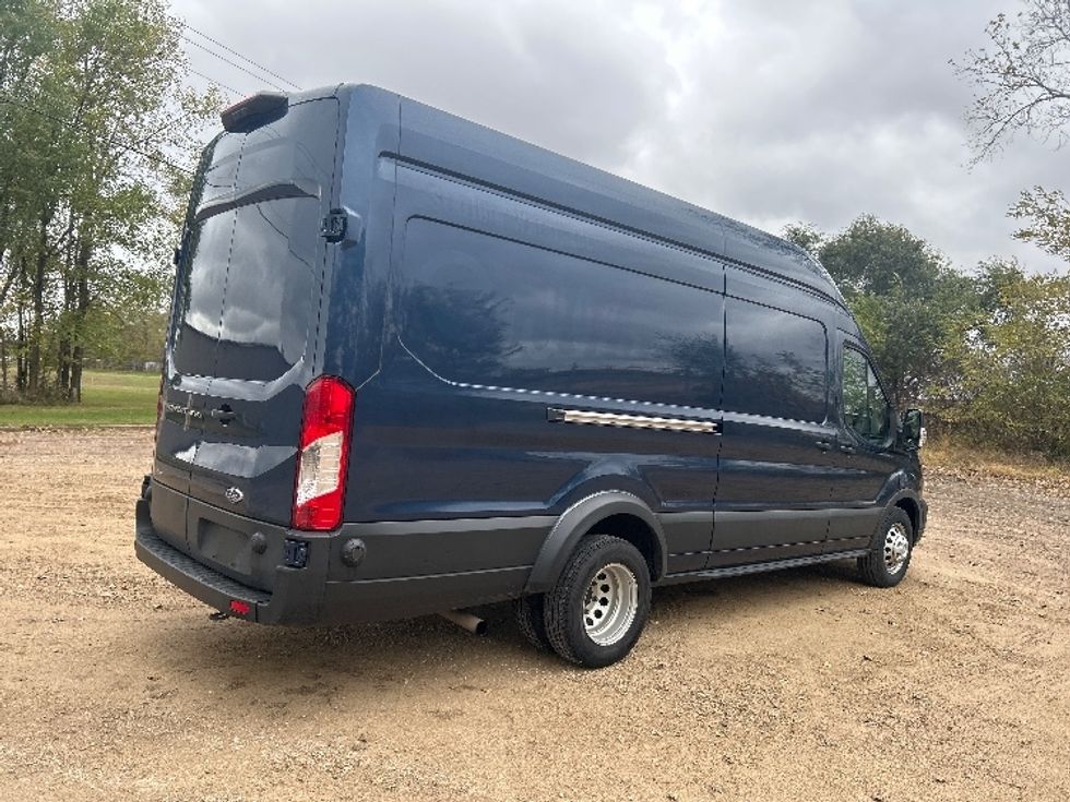 Cargo Van (Panel Van)-Light and Medium Duty Trucks-Ford-2020-Transit 350-Brooklyn Park-MN-121,563\n\t\tmiles-$ 27,250 - Image 13