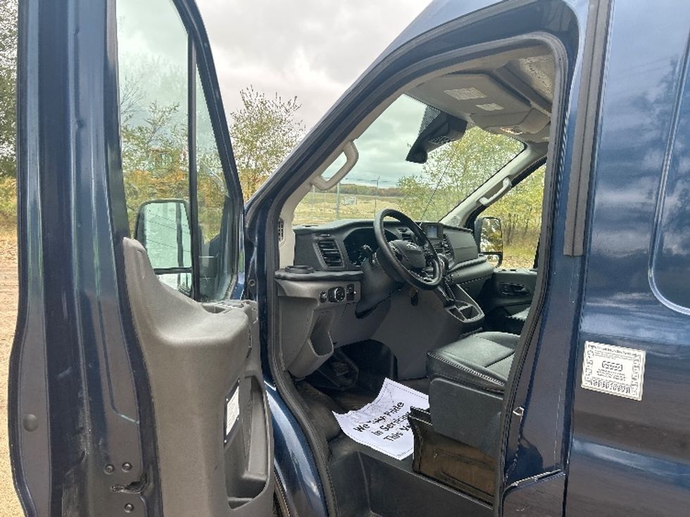 Cargo Van (Panel Van)-Light and Medium Duty Trucks-Ford-2020-Transit 350-Brooklyn Park-MN-121,563\n\t\tmiles-$ 27,250 - Image 16