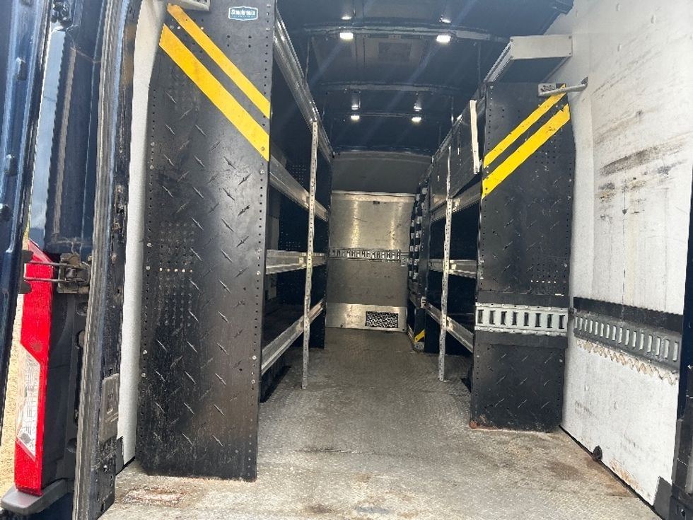 Cargo Van (Panel Van)-Light and Medium Duty Trucks-Ford-2020-Transit 350-Brooklyn Park-MN-121,563\n\t\tmiles-$ 27,250 - Image 9