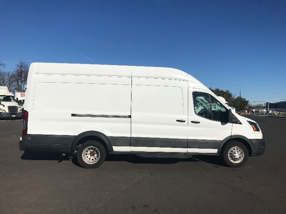 Cargo Van (Panel Van)-Light and Medium Duty Trucks-Ford-2020-Transit 350-Burlington-NJ-30,146\n\t\tmiles-$ 40,750 - Image 13