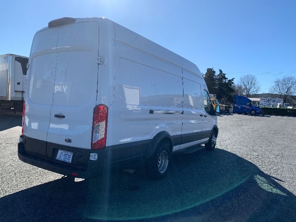 Cargo Van (Panel Van)-Light and Medium Duty Trucks-Ford-2020-Transit 350-Charlotte-NC-30,084\n\t\tmiles-$ 41,250 - Image 12