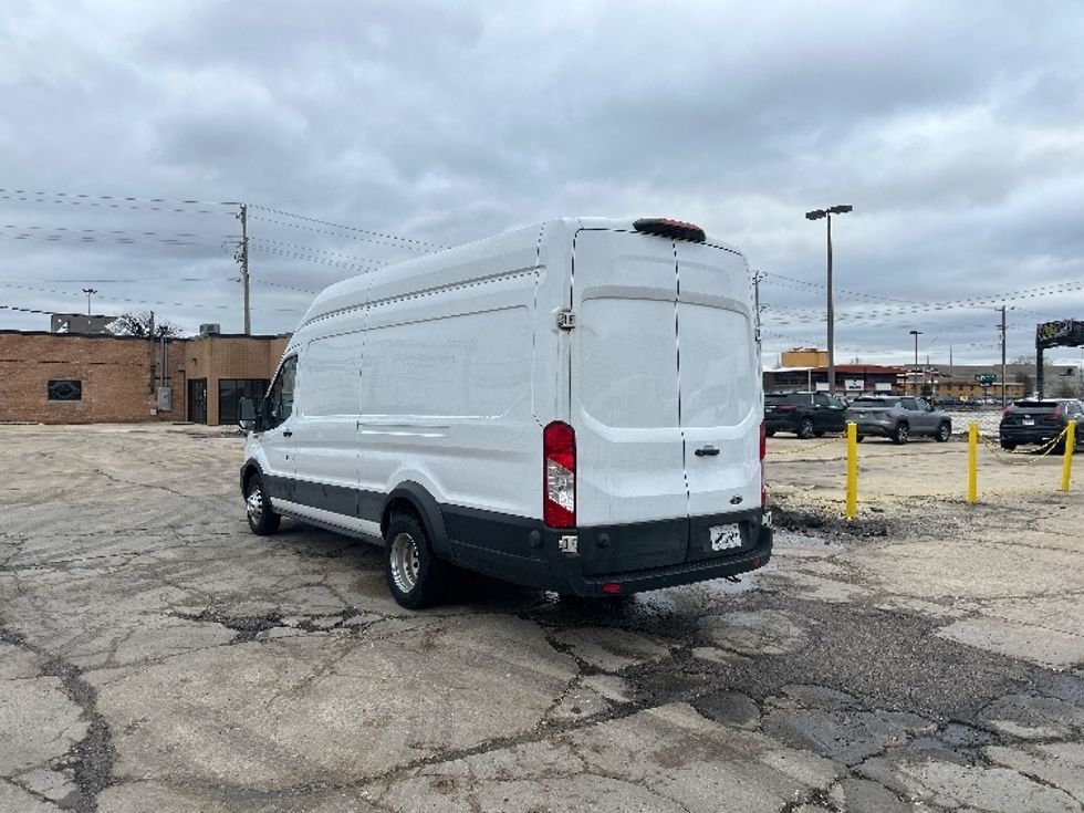 Cargo Van (Panel Van)-Light and Medium Duty Trucks-Ford-2020-Transit 350-Chicago (Melrose Park)-IL-24,951\n\t\tmiles-$ 42,500 - Image 5