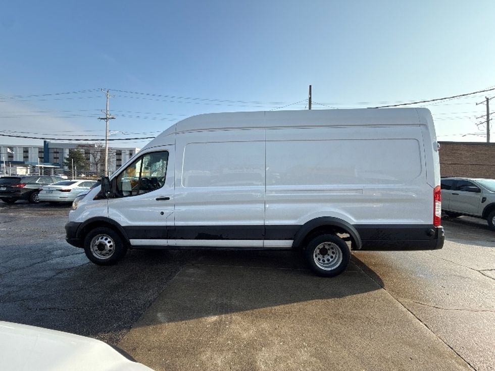 Cargo Van (Panel Van)-Light and Medium Duty Trucks-Ford-2020-Transit 350-Chicago (Melrose Park)-IL-40,895\n\t\tmiles-$ 39,000 - Image 4
