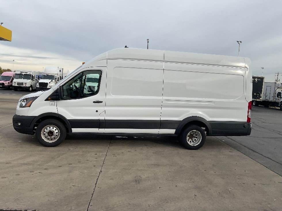 Cargo Van (Panel Van)-Light and Medium Duty Trucks-Ford-2020-Transit 350-Chicago (Melrose Park)-IL-46,241\n\t\tmiles-$ 41,000 - Image 4