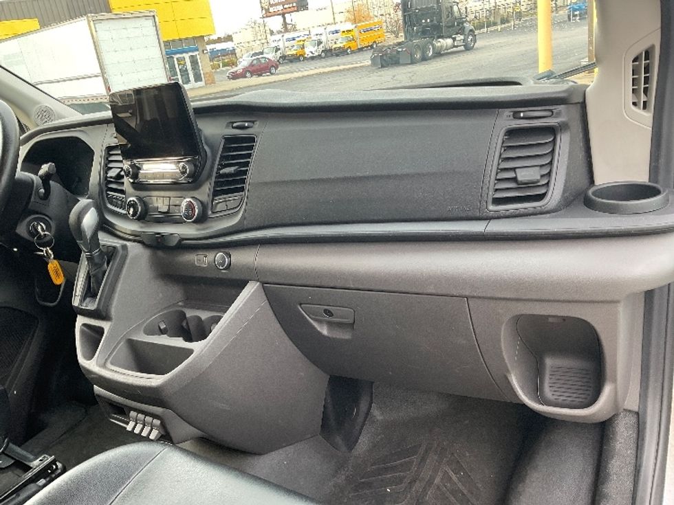 Cargo Van (Panel Van)-Light and Medium Duty Trucks-Ford-2020-Transit 350-Chicago (Melrose Park)-IL-46,241\n\t\tmiles-$ 41,000 - Image 18