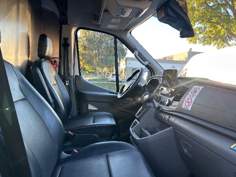 Cargo Van (Panel Van)-Light and Medium Duty Trucks-Ford-2020-Transit 350-City Of Industry-CA-103,202\n\t\tmiles-$ 36,000 - Image 22