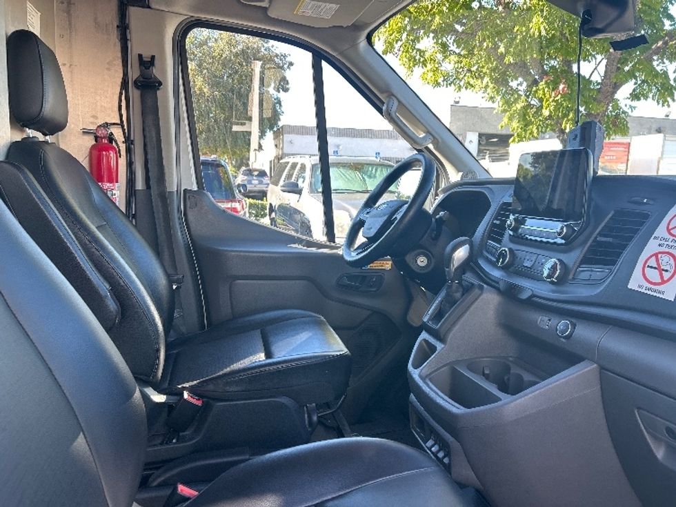 Cargo Van (Panel Van)-Light and Medium Duty Trucks-Ford-2020-Transit 350-City Of Industry-CA-63,867\n\t\tmiles-$ 39,500 - Image 22