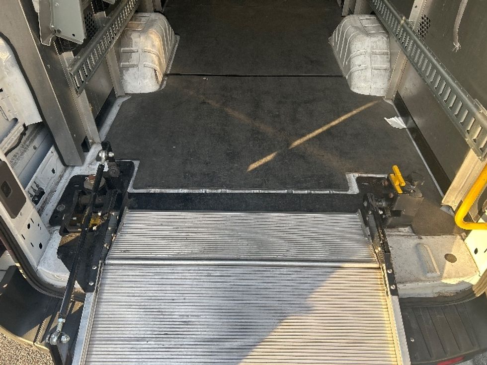 Cargo Van (Panel Van)-Light and Medium Duty Trucks-Ford-2020-Transit 350-City Of Industry-CA-73,961\n\t\tmiles-$ 38,500 - Image 10