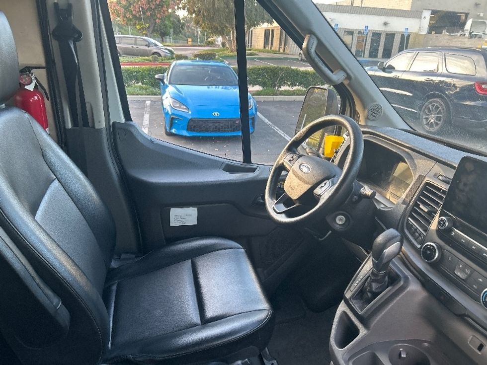 Cargo Van (Panel Van)-Light and Medium Duty Trucks-Ford-2020-Transit 350-City Of Industry-CA-73,961\n\t\tmiles-$ 38,500 - Image 22