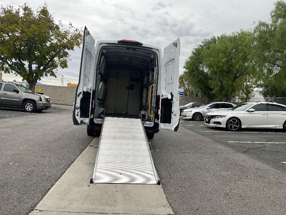 Cargo Van (Panel Van)-Light and Medium Duty Trucks-Ford-2020-Transit 350-City Of Industry-CA-87,206\n\t\tmiles-$ 37,000 - Image 9