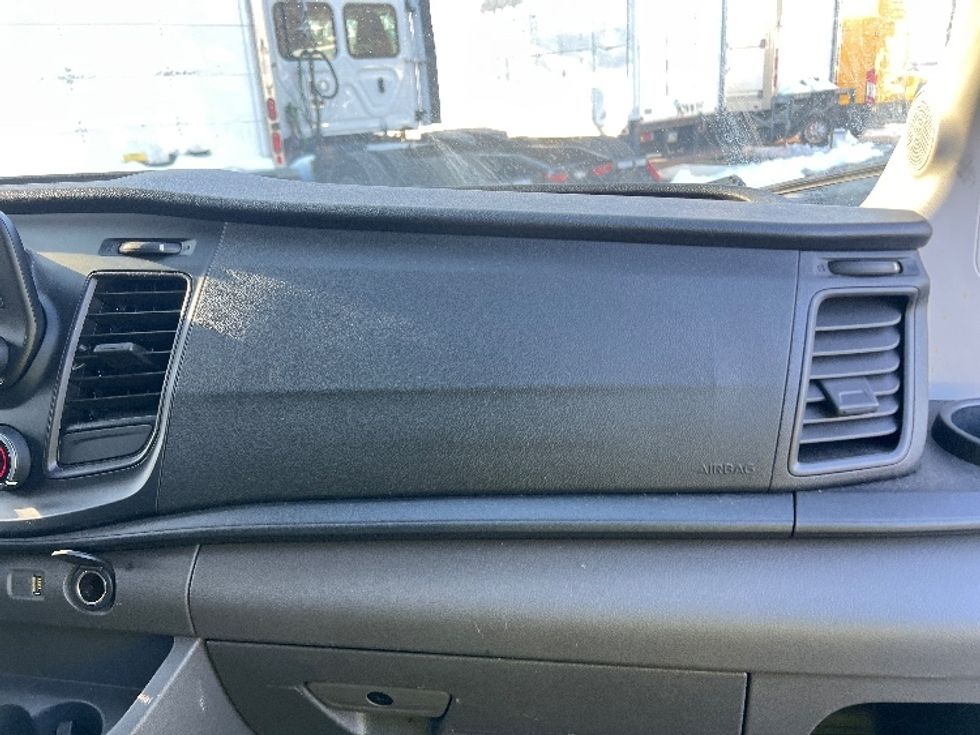 Cargo Van (Panel Van)-Light and Medium Duty Trucks-Ford-2020-Transit 350-Cranbury-NJ-65,846\n\t\tmiles-$ 35,750 - Image 19