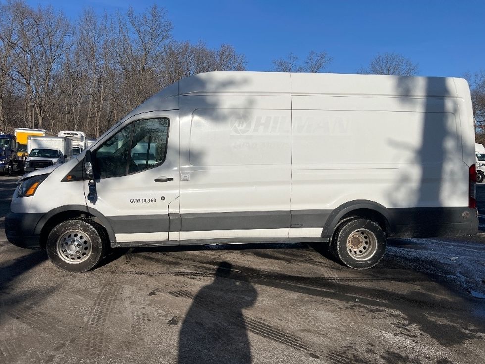 Cargo Van (Panel Van)-Light and Medium Duty Trucks-Ford-2020-Transit 350-Cranbury-NJ-65,846\n\t\tmiles-$ 35,750 - Image 4