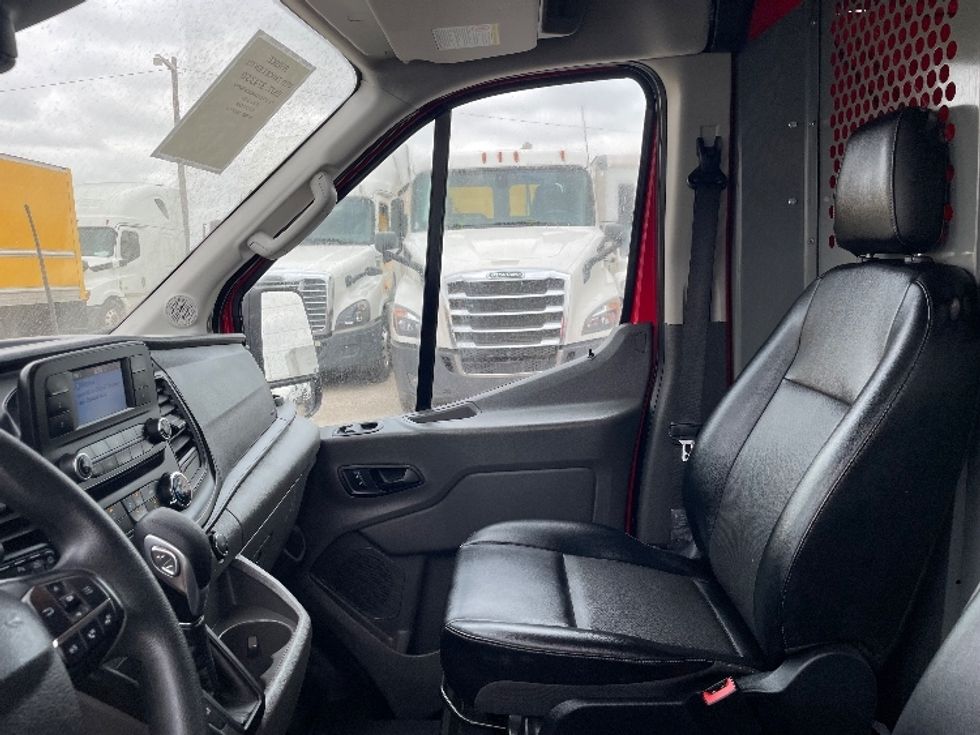 Cargo Van (Panel Van)-Light and Medium Duty Trucks-Ford-2020-Transit 350-Dallas-TX-110,661\n\t\tmiles-$ 29,250 - Image 18