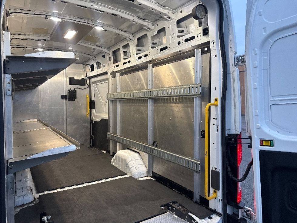 Cargo Van (Panel Van)-Light and Medium Duty Trucks-Ford-2020-Transit 350-Dallas-TX-39,148\n\t\tmiles-$ 41,250 - Image 11