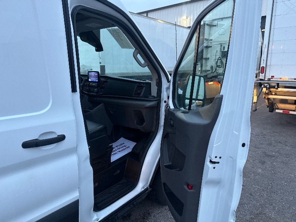 Cargo Van (Panel Van)-Light and Medium Duty Trucks-Ford-2020-Transit 350-Dallas-TX-39,148\n\t\tmiles-$ 41,250 - Image 19