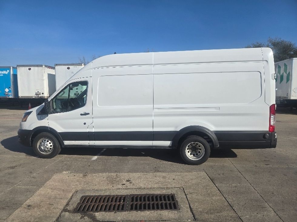 Cargo Van (Panel Van)-Light and Medium Duty Trucks-Ford-2020-Transit 350-Dallas-TX-39,148\n\t\tmiles-$ 41,250 - Image 5