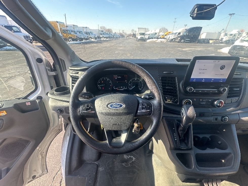 Cargo Van (Panel Van)-Light and Medium Duty Trucks-Ford-2020-Transit 350-East Chicago-IN-32,160\n\t\tmiles-$ 38,500 - Image 15