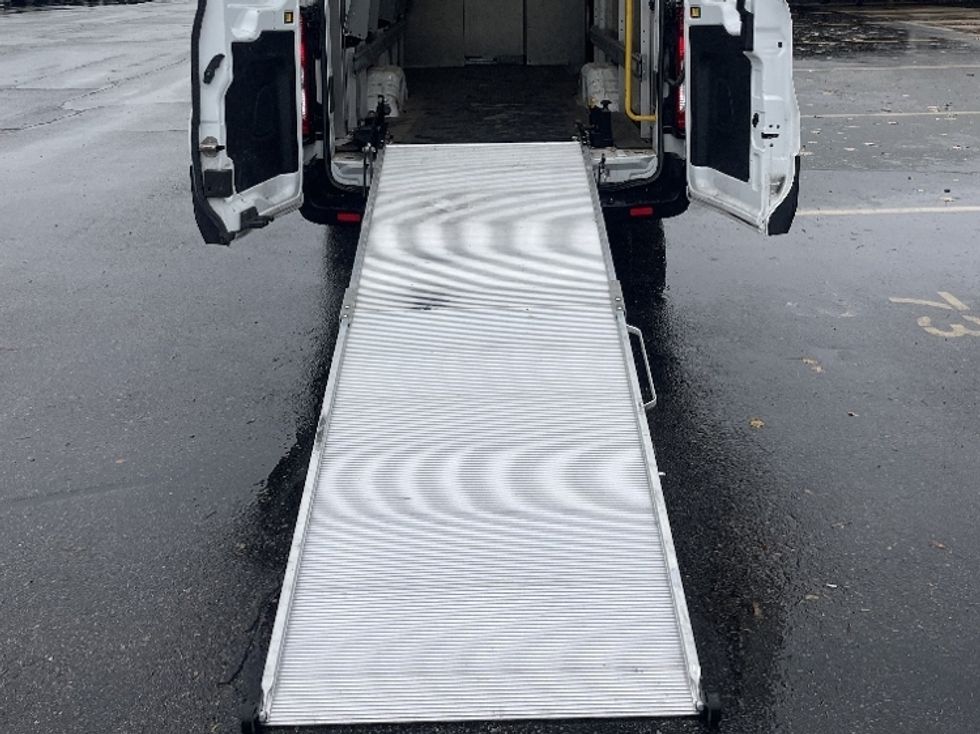 Cargo Van (Panel Van)-Light and Medium Duty Trucks-Ford-2020-Transit 350-East Chicago-IN-32,160\n\t\tmiles-$ 38,500 - Image 22