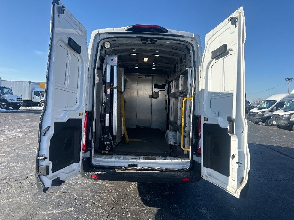 Cargo Van (Panel Van)-Light and Medium Duty Trucks-Ford-2020-Transit 350-East Chicago-IN-32,160\n\t\tmiles-$ 38,500 - Image 8