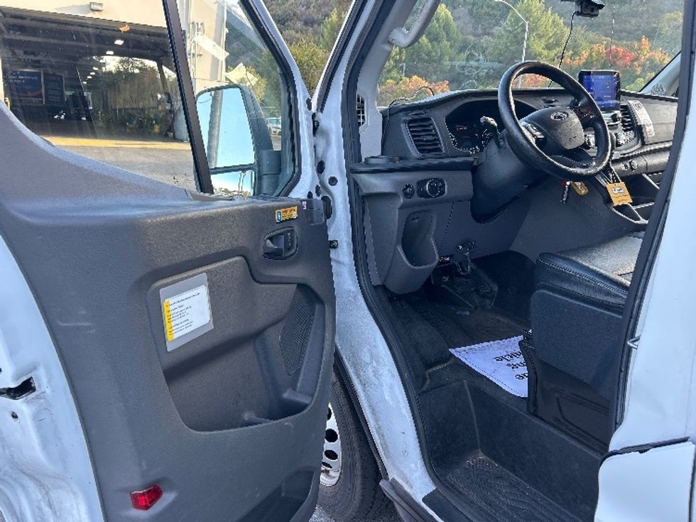 Cargo Van (Panel Van)-Light and Medium Duty Trucks-Ford-2020-Transit 350-Fontana-CA-39,084\n\t\tmiles-$ 39,750 - Image 16