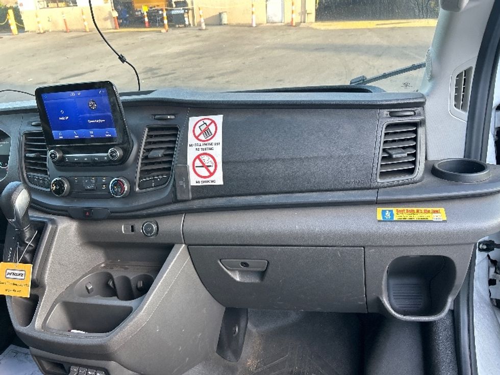 Cargo Van (Panel Van)-Light and Medium Duty Trucks-Ford-2020-Transit 350-Fontana-CA-39,084\n\t\tmiles-$ 39,750 - Image 21