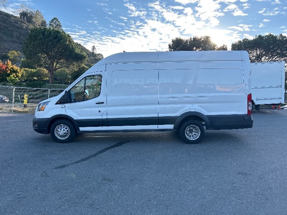 Cargo Van (Panel Van)-Light and Medium Duty Trucks-Ford-2020-Transit 350-Fontana-CA-39,084\n\t\tmiles-$ 39,750 - Image 4