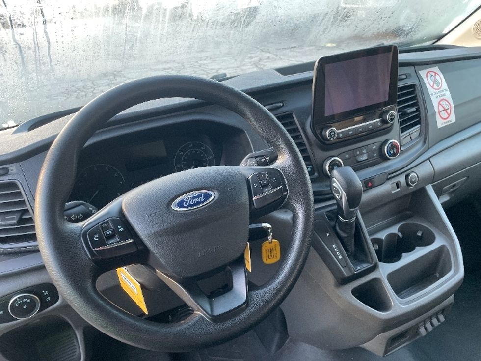 Cargo Van (Panel Van)-Light and Medium Duty Trucks-Ford-2020-Transit 350-Forest Park-GA-61,678\n\t\tmiles-$ 39,500 - Image 18