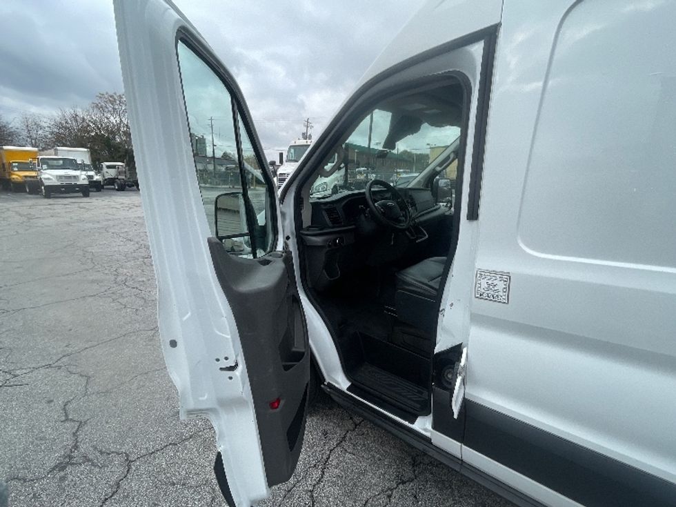 Cargo Van (Panel Van)-Light and Medium Duty Trucks-Ford-2020-Transit 350-Forest Park-GA-67,383\n\t\tmiles-$ 39,000 - Image 16