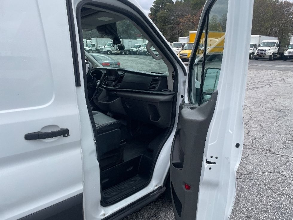Cargo Van (Panel Van)-Light and Medium Duty Trucks-Ford-2020-Transit 350-Forest Park-GA-67,383\n\t\tmiles-$ 39,000 - Image 20