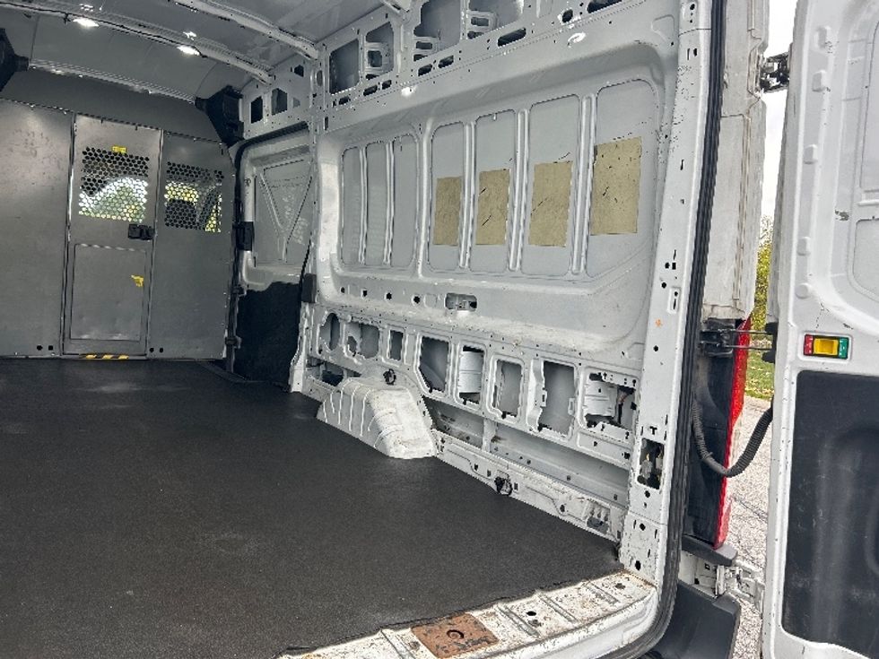 Cargo Van (Panel Van)-Light and Medium Duty Trucks-Ford-2020-Transit 350-Fredonia-NY-93,700\n\t\tmiles-$ 31,750 - Image 10