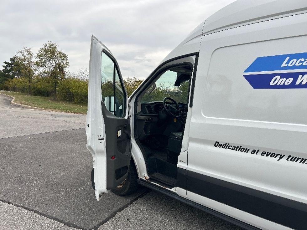 Cargo Van (Panel Van)-Light and Medium Duty Trucks-Ford-2020-Transit 350-Fredonia-NY-93,700\n\t\tmiles-$ 31,750 - Image 13