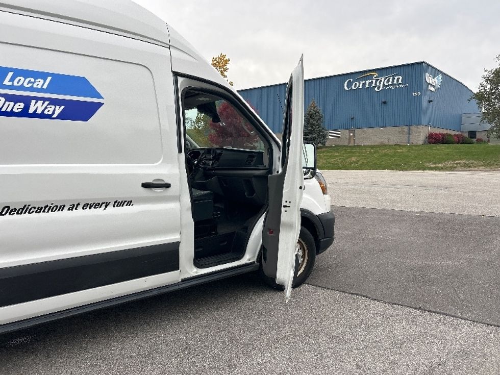 Cargo Van (Panel Van)-Light and Medium Duty Trucks-Ford-2020-Transit 350-Fredonia-NY-93,700\n\t\tmiles-$ 31,750 - Image 17