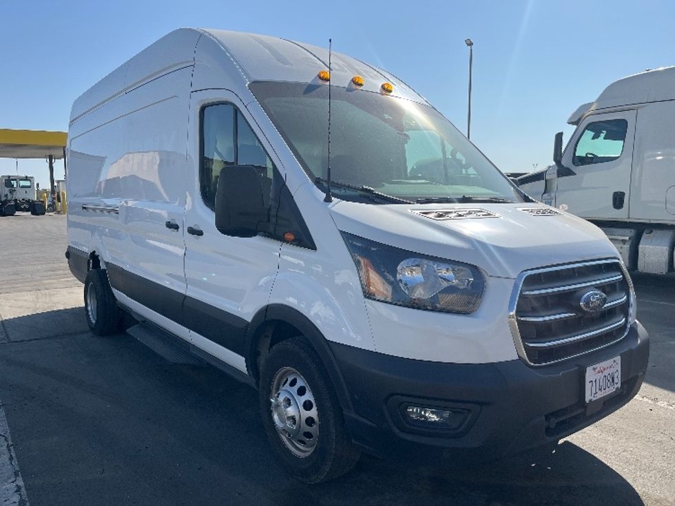 Cargo Van (Panel Van)-Light and Medium Duty Trucks-Ford-2020-Transit 350-Fresno-CA-55,072\n\t\tmiles-$ 38,250 - Image 1