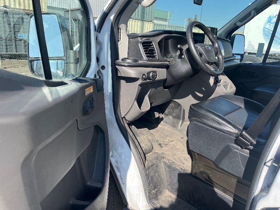 Cargo Van (Panel Van)-Light and Medium Duty Trucks-Ford-2020-Transit 350-Fresno-CA-55,072\n\t\tmiles-$ 38,250 - Image 14