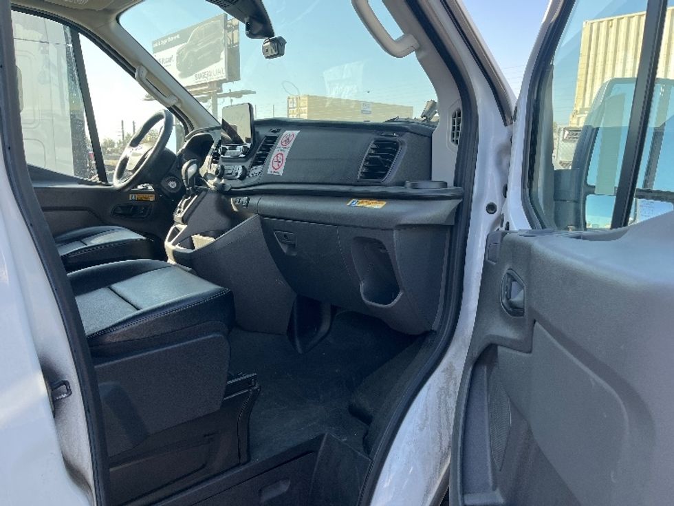 Cargo Van (Panel Van)-Light and Medium Duty Trucks-Ford-2020-Transit 350-Fresno-CA-55,072\n\t\tmiles-$ 38,250 - Image 18