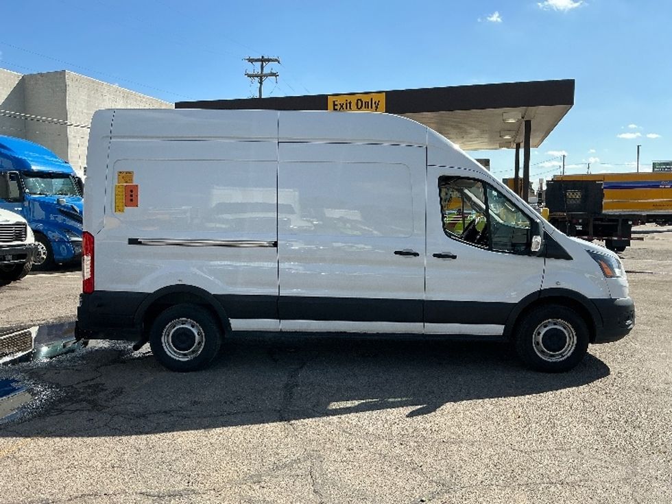 Cargo Van (Panel Van)-Light and Medium Duty Trucks-Ford-2020-Transit 350-Greeley-CO-151,763\n\t\tmiles-$ 26,000 - Image 15