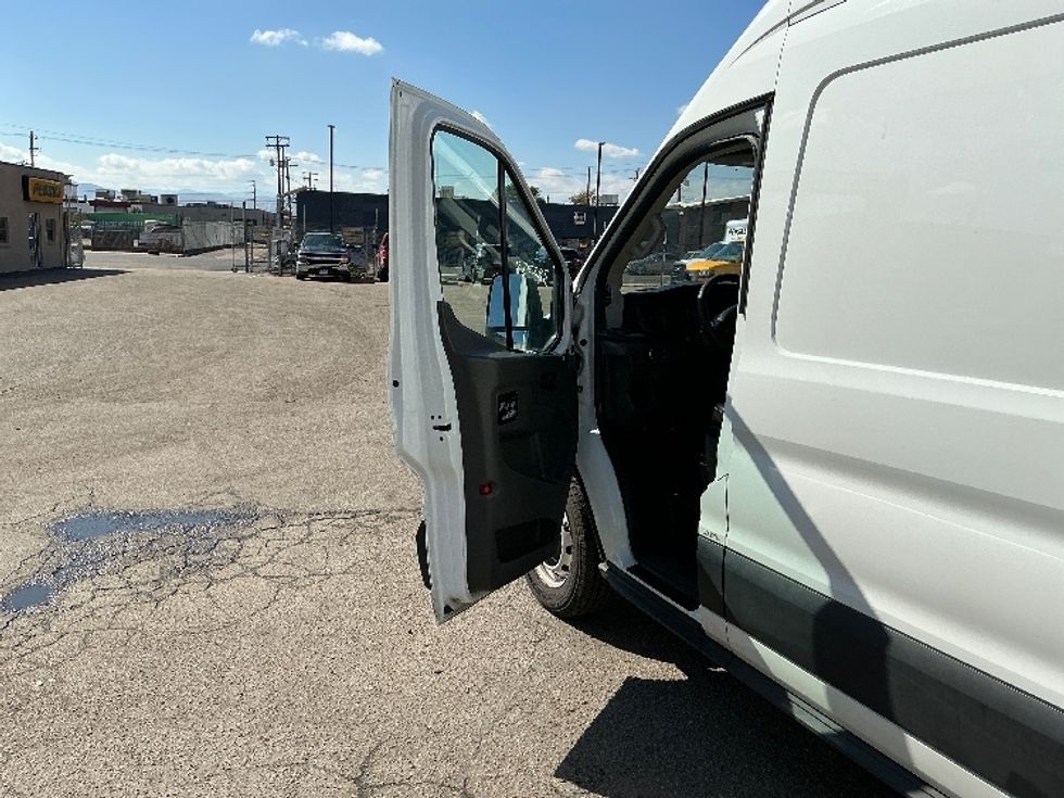 Cargo Van (Panel Van)-Light and Medium Duty Trucks-Ford-2020-Transit 350-Greeley-CO-151,763\n\t\tmiles-$ 26,000 - Image 16