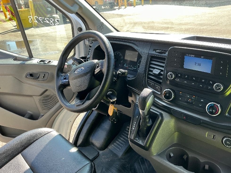 Cargo Van (Panel Van)-Light and Medium Duty Trucks-Ford-2020-Transit 350-Greeley-CO-151,763\n\t\tmiles-$ 26,000 - Image 17