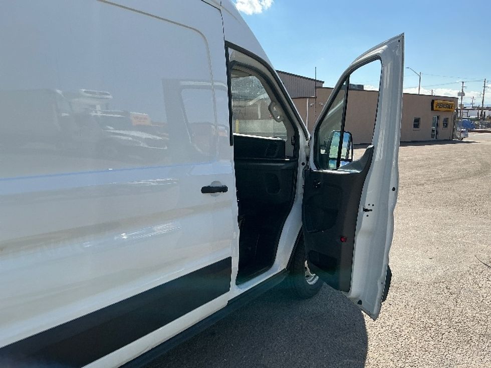 Cargo Van (Panel Van)-Light and Medium Duty Trucks-Ford-2020-Transit 350-Greeley-CO-151,763\n\t\tmiles-$ 26,000 - Image 20