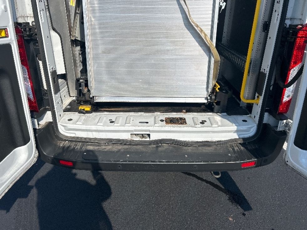 Cargo Van (Panel Van)-Light and Medium Duty Trucks-Ford-2020-Transit 350-Greensboro-NC-62,062\n\t\tmiles-$ 37,000 - Image 10