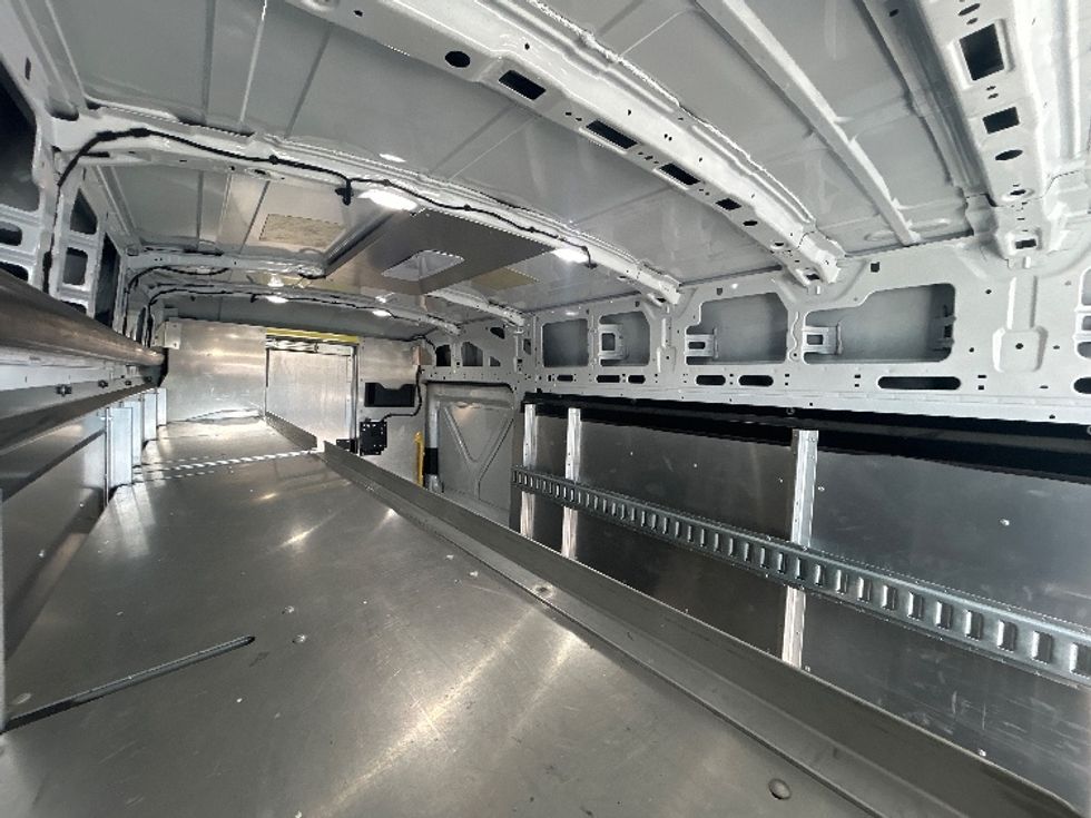 Cargo Van (Panel Van)-Light and Medium Duty Trucks-Ford-2020-Transit 350-Greensboro-NC-62,062\n\t\tmiles-$ 37,000 - Image 12