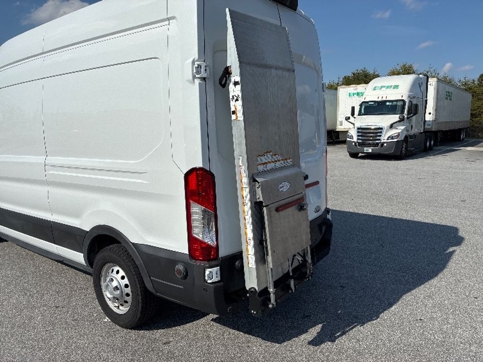 Cargo Van (Panel Van)-Light and Medium Duty Trucks-Ford-2020-Transit 350-Greenville-SC-57,246\n\t\tmiles-$ 35,500 - Image 25