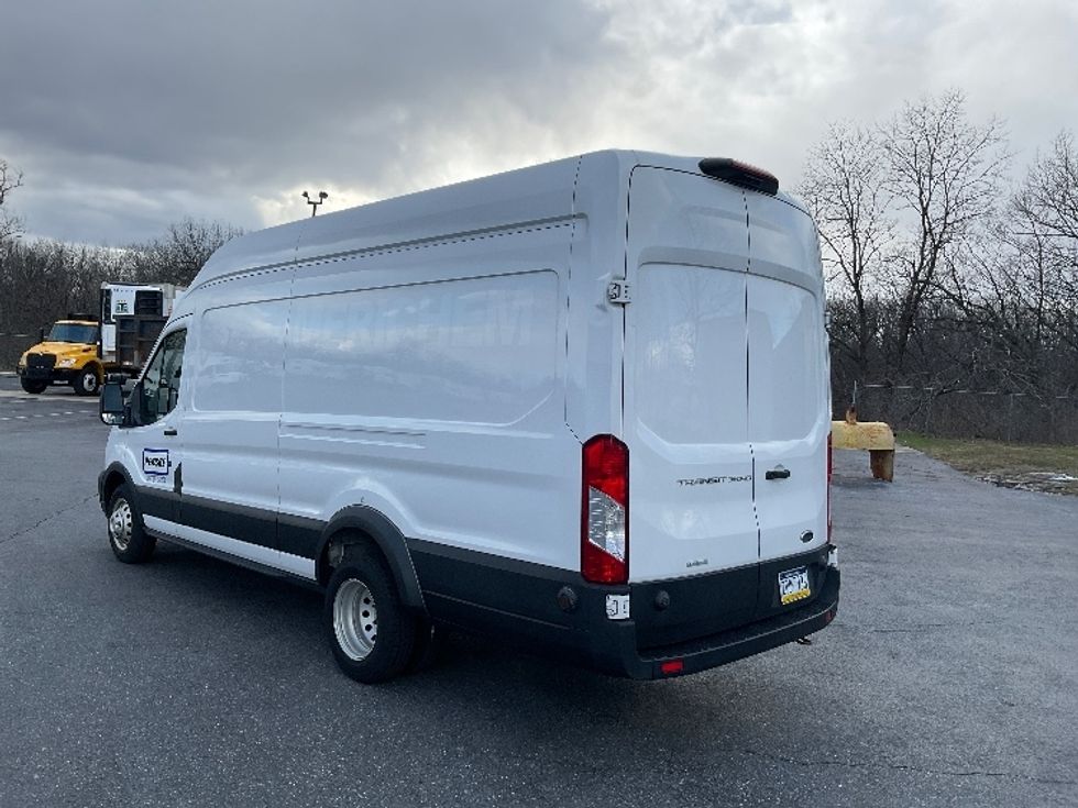 Cargo Van (Panel Van)-Light and Medium Duty Trucks-Ford-2020-Transit 350-Harrisburg-PA-141,363\n\t\tmiles-$ 27,750 - Image 6
