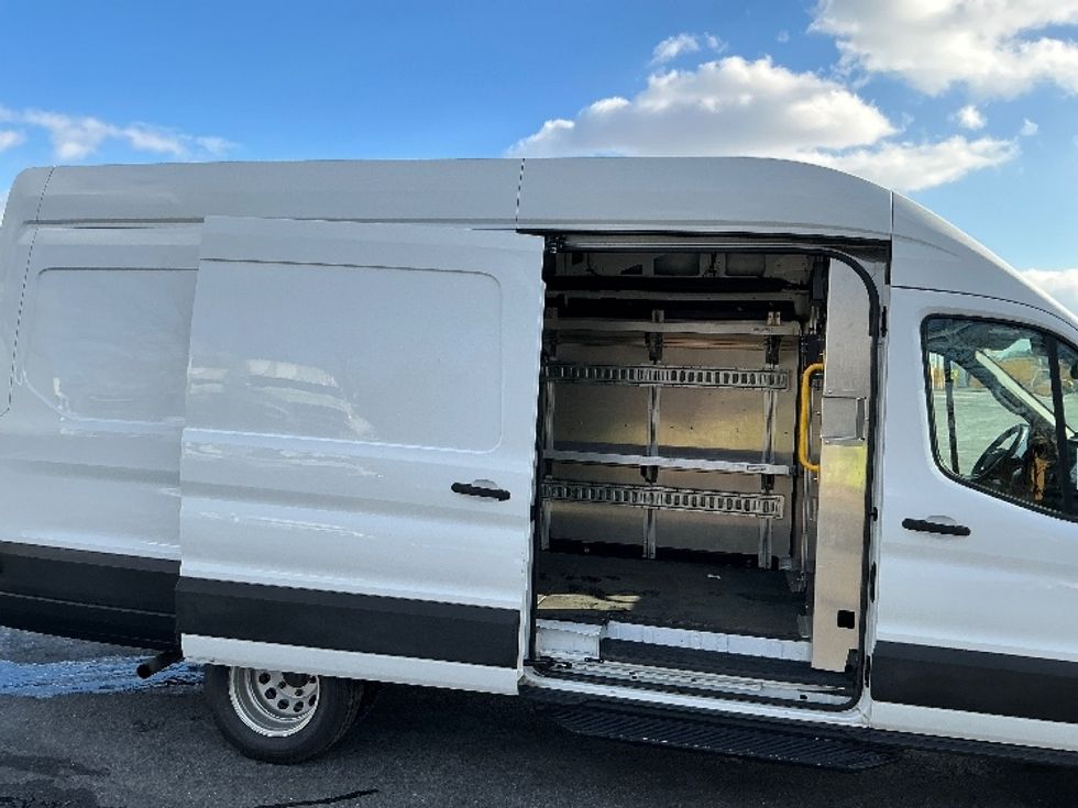 Cargo Van (Panel Van)-Light and Medium Duty Trucks-Ford-2020-Transit 350-Harrisburg-PA-37,955\n\t\tmiles-$ 40,500 - Image 29