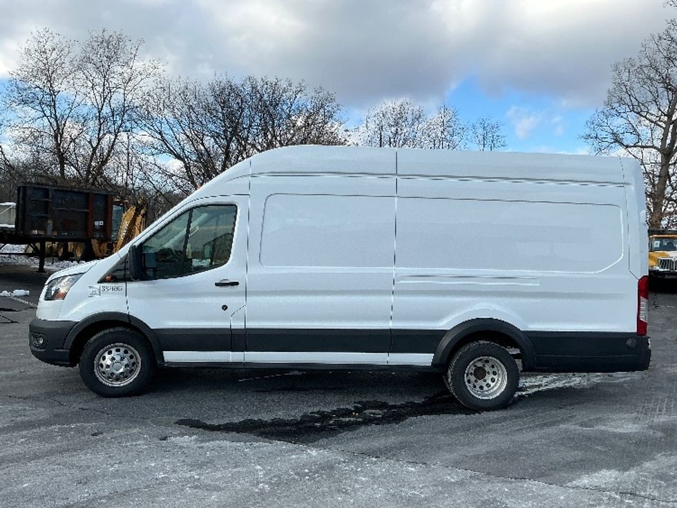 Cargo Van (Panel Van)-Light and Medium Duty Trucks-Ford-2020-Transit 350-Harrisburg-PA-37,955\n\t\tmiles-$ 40,500 - Image 4