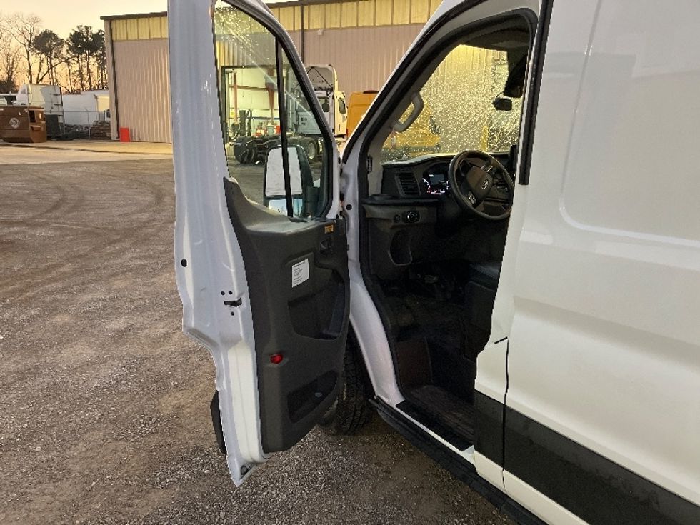 Cargo Van (Panel Van)-Light and Medium Duty Trucks-Ford-2020-Transit 350-Hueytown-AL-73,265\n\t\tmiles-$ 38,500 - Image 16