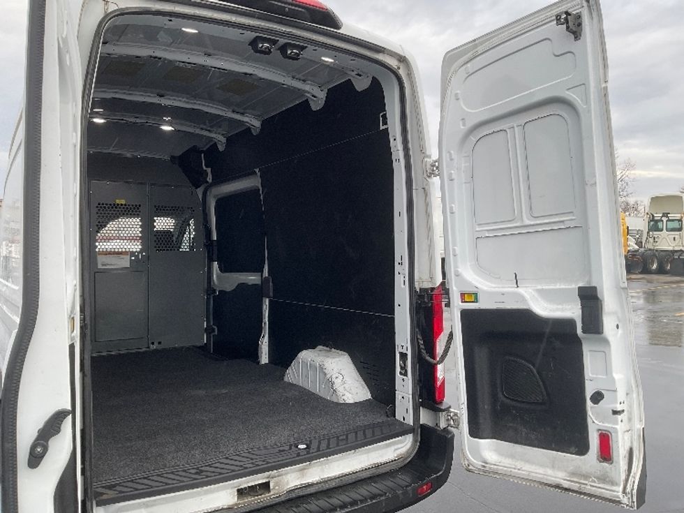 Cargo Van (Panel Van)-Light and Medium Duty Trucks-Ford-2020-Transit 350-Indianapolis-IN-97,807\n\t\tmiles-$ 33,750 - Image 10